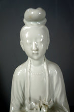 Load image into Gallery viewer, Chinese Ceramics: Blanc de Chine Seated Guanyin