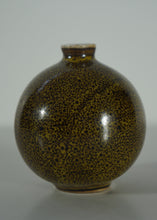 Load image into Gallery viewer, Chinese Ceramics : Miniature Tea Dust Bottle Vase
