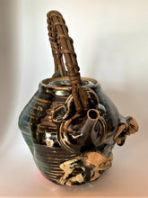 Load image into Gallery viewer, Japanese Ceramics: Sumida Gawa Teapot
