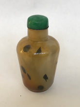 Load image into Gallery viewer, Vintage Sandwich Glass Snuff Bottle Imitating Shadow Agate