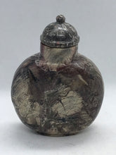 Load image into Gallery viewer, Vintage Petrified Wood Hardstone Snuff Bottle
