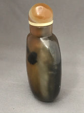 Load image into Gallery viewer, Vintage Beijing Glass Snuff Bottle Imitating Shadow Agate