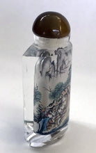 Load image into Gallery viewer, Snuff Bottle: Inside Painted Bottle of Tigers