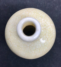 Load image into Gallery viewer, Snuff Bottle: Antique White Crackled Glaze Porcelain Snuff Bottle