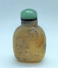 Load image into Gallery viewer, Vintage Cameo Banded Agate Snuff Bottle