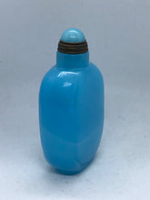Load image into Gallery viewer, Snuff Bottle: Sky Blue Beijing Glass Snuff Bottle