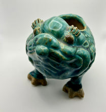 Load image into Gallery viewer, Vintage Shiwan Lucky Three Legged Toad Planter
