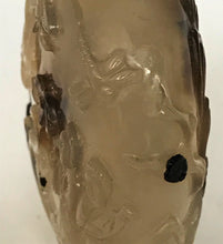 Load image into Gallery viewer, Snuff Bottle: Antique Moss Agate Floater Bottle with Carving
