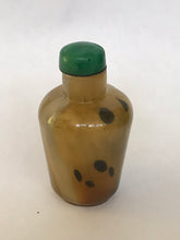 Load image into Gallery viewer, Vintage Sandwich Glass Snuff Bottle Imitating Shadow Agate
