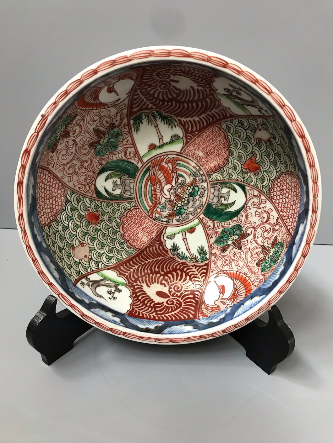 Japanese Ceramics: Imari Bowl