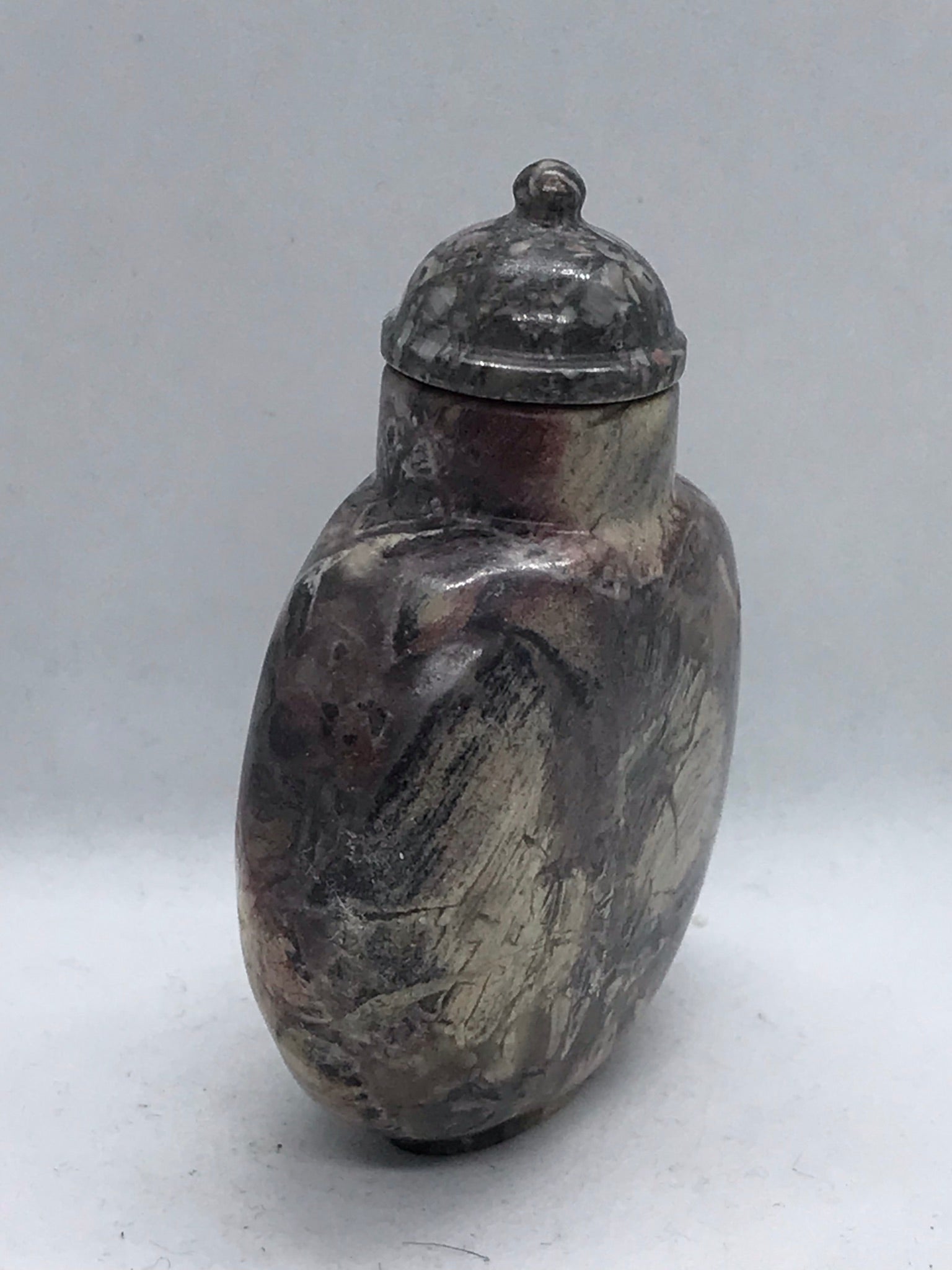 Vintage Petrified Wood Hardstone Snuff Bottle – Three Friends Studio Art  and Antiques