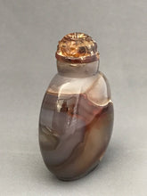 Load image into Gallery viewer, Vintage Banded Agate with Tortoise Shell Cap
