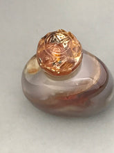 Load image into Gallery viewer, Vintage Banded Agate with Tortoise Shell Cap
