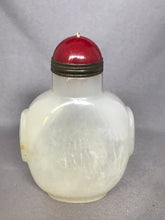 Load image into Gallery viewer, Vintage Chalcedony Floater Snuff Bottle
