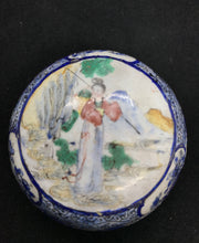 Load image into Gallery viewer, Scholar Object : Vintage Canton Enamel Ink Box
