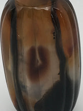 Load image into Gallery viewer, Snuff Bottle: Shadow Agate Snuff Bottle with Eye
