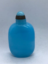 Load image into Gallery viewer, Snuff Bottle: Sky Blue Beijing Glass Snuff Bottle
