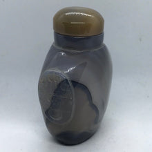 Load image into Gallery viewer, Vintage large Gray Banded Agate Snuff Bottle
